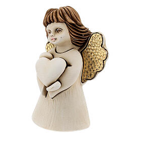 Angel with heart in resin, 10 cm