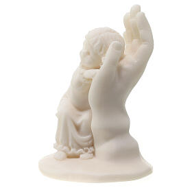 Resin hand with little girl 10 cm