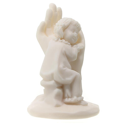 Resin hand with little girl 10 cm 3