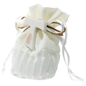 Geschenksäckchen mit Ziehband, cremefarben, mit Taukreuz aus Porzellan, 10x8 cm