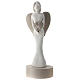 Statuette ange avec base et coeur 25 cm résine blanche et taupe s1