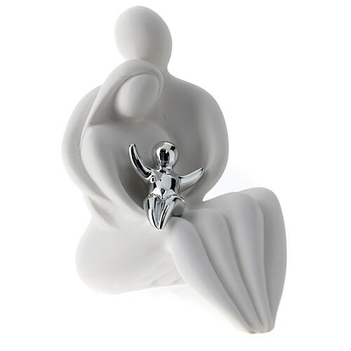 Sitting embraced parents 15 cm silver baby resin 2