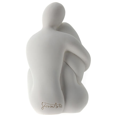 Resin favour, 5.5 in, sitting family with dove-coloured baby 4