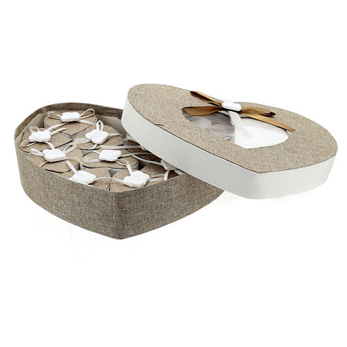 Caixa para lembrancinhas casamento Sagrada Família coração tecido 22 cm 4