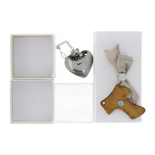 Holy Communion favour: magnet and heart-shaped infuser, chalice with boy, 5.5x3x1.5 in 4