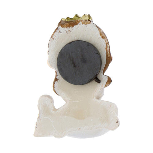 Magnet favour: girl praying with chalice, h 2 in, resin 2