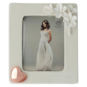 Photo frame with small flowers and heart, 8x6 in