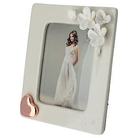 Photo frame with small flowers and heart, 8x6 in