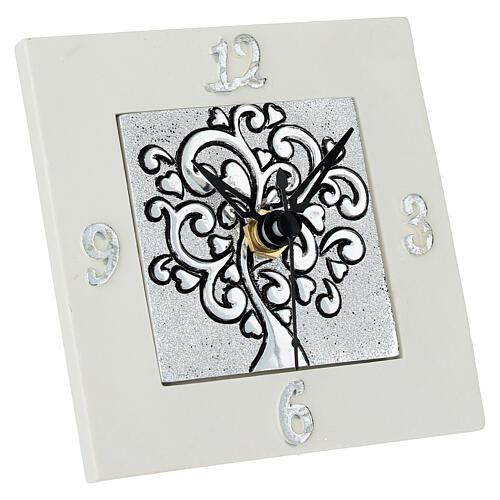 Gastgeschenk quadratische Uhr mit Lebensbaum aus versilbertem Harz 10x10 cm Bagutta 2