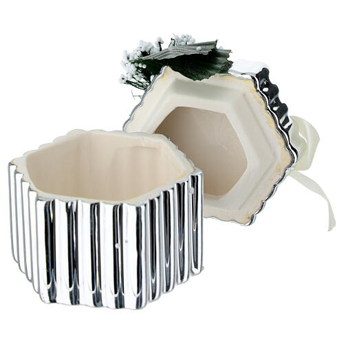 Cofanetto esagonale argentato con fiocchetto e decoro fiori 5 cm Bagutta 4