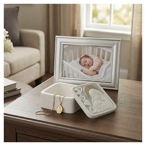 Coffret à bijoux Vierge à l'Enfant souvenir de baptême en résine 2