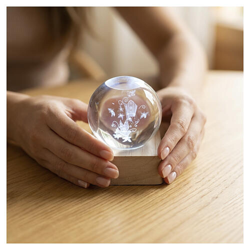 Confirmation favor illuminated crystal sphere with battery LED cold white 6 cm 2