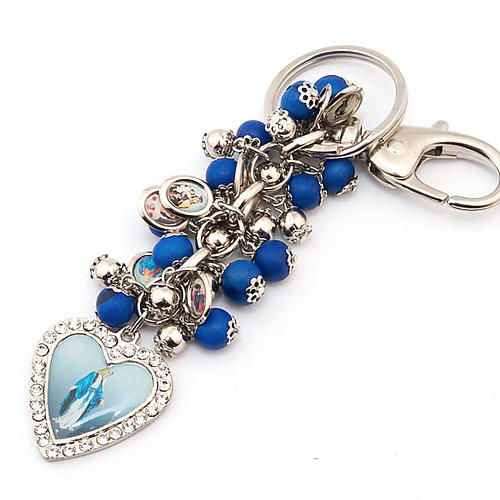 Key-ring with heart-shaped charms 3