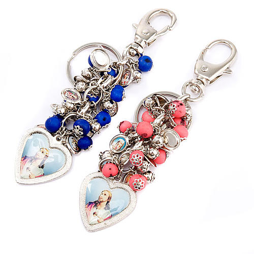 Key-ring with heart-shaped charms 4