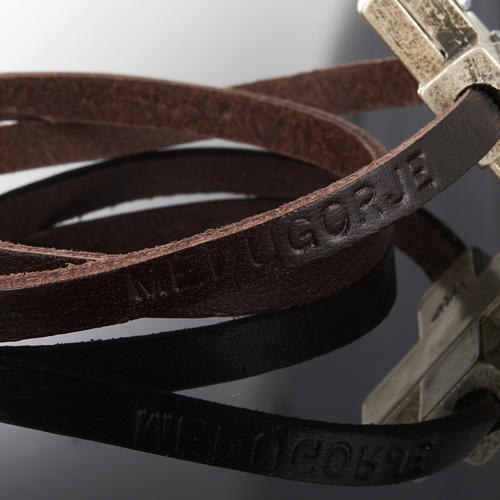 STOCK Religious bracelet in leather with cross and strass 10