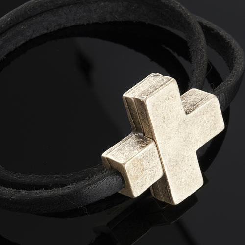 STOCK Armband aus Leder mit Kreuz, 34cm 4