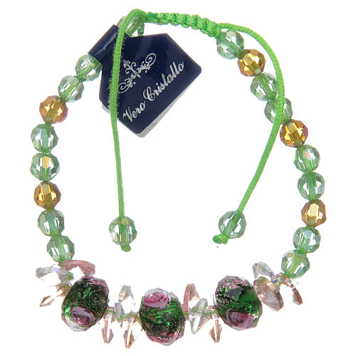 Pulsera con cuerda verde con granos de cristal y rosas 1