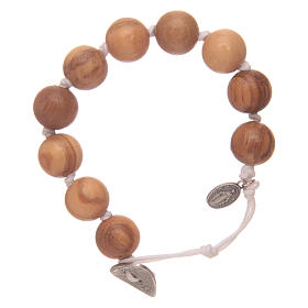 Dozen rosary bracelet with wooden grains and Miraculous medalet