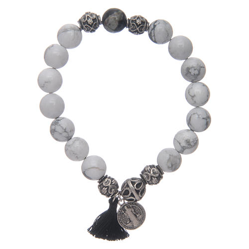 Bracelet with Saint Benedict medal and howlite grains 1