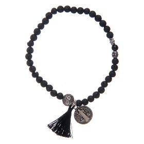 Elastic bracelet with Saint Benedict medal and 4 mm onyx grains