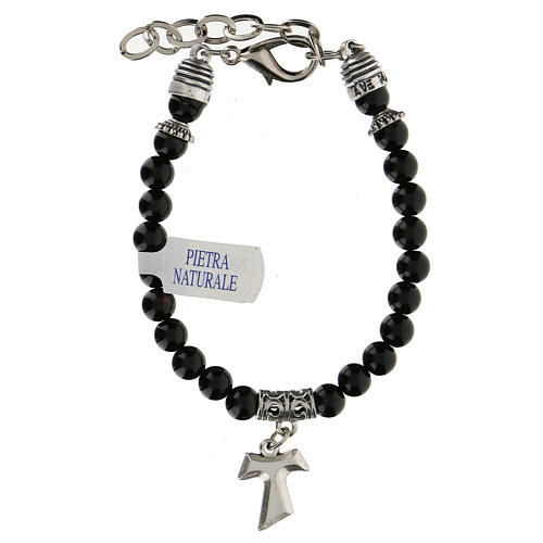 Bracelet avec perles en onyx noir et breloque Tau 1