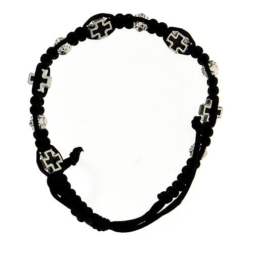 Bracciale decina nero intrecciato con grani rosellina 6x7 mm e croci smaltate 2