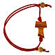 Bracciale corda rossa regolabile Carlo Acutis croce tau grani legno ulivo s2