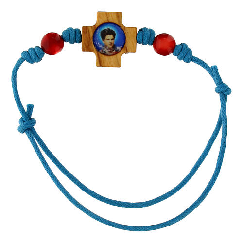 Bracelet fil bleu ciel croix Carlo Acutis grains rouges 1