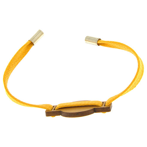 Bracelet of yellow flat rope, Jubilee olivewood medal, Monastery of the Poor Clare Nuns of Albano Laziale 3