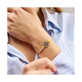 Pulsera ajustable hilo amarillo logotipo Jubileo plata Endless