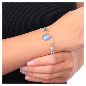 Bracciale Amen con angelite celeste e giada bianca Madonna Miracolosa in ottone rodiato