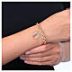Pulsera eslabones gruesos de latón dorado Amen medalla Virgen de Fátima s2