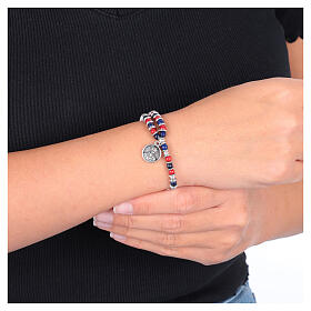 Pulsera rosario Carlo Acutis lapislázuli y coral discos plateados 4 mm