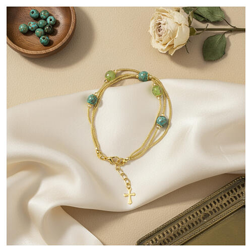 Bracciale 3 giri perle 5 mm vetro di Murano verde chiaro e verde smeraldo finitura oro 2