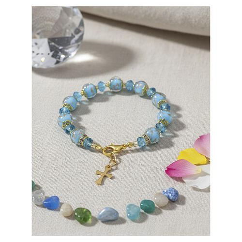 Pulsera con cristales Bohemia 5 mm y perlas Murano 10 mm celeste acabado dorado 2