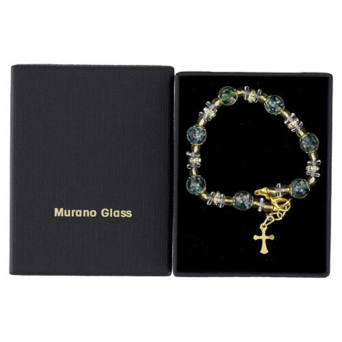 Pulseira vidro de Murano 8 mm verde e contas cristal acabamento dourado 4