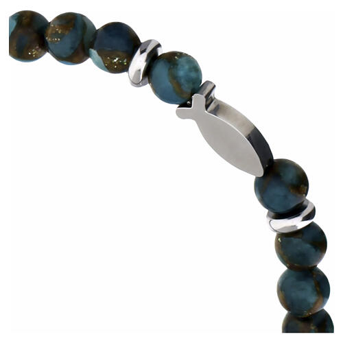 Bracciale elastico con medaglietta pesce in agata lago blu 6 mm argento 2