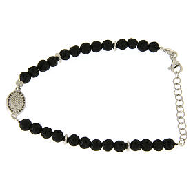 Pulseiras de Prata: Pulseira pedra lávica e medalha Santa Rita zircões brancos