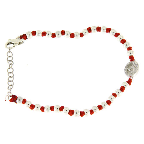 Bracelet médaille Ste Rita zircons blancs, grains argent 3 mm et noeuds coton rouge 1