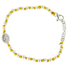 Bracciale medaglietta S. Rita argento e zirconi bianchi, sfere 3 mm in cotone giallo con nodi