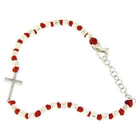 Bracciale sfera cubica argento 2 mm, croce zirconata bianca, cordina rossa