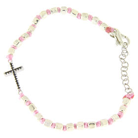 Bracelet perles cubiques argent 2 mm croix zircons noirs corde rose avec noeuds