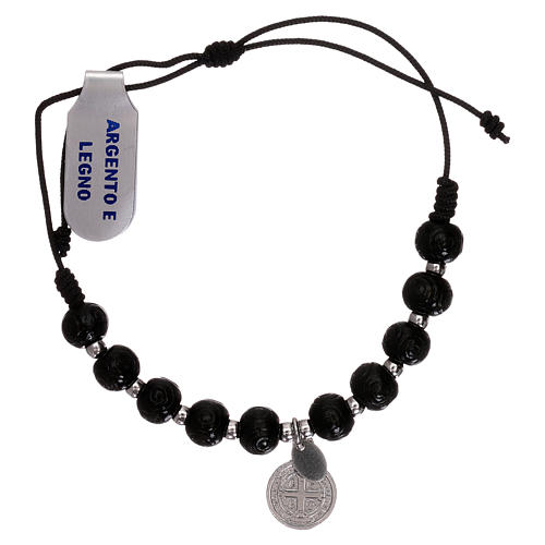 Pulsera rosario de madera negra tallada con medalla pequeña 2