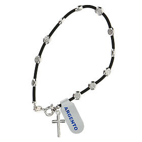 Rubber bracelet with hammered 925 silver beads of 5 mm and cross pendant