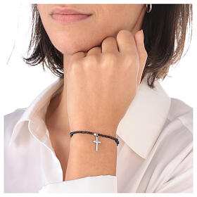 Bracciale ematite opaca e croce argento 925