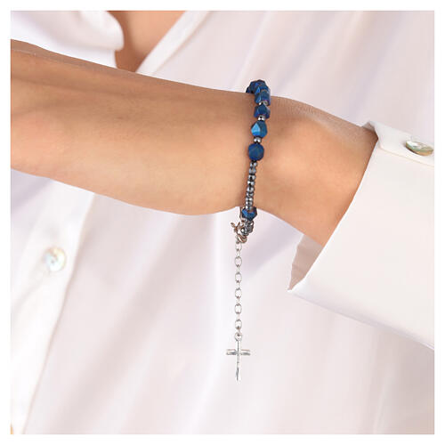 Bracelet argent 925 dizainier gros grains à facettes hématite bleue matte et croix 3