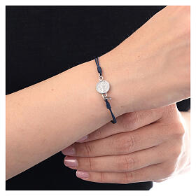 Pulsera San Benito plata cuerda ajustable azul