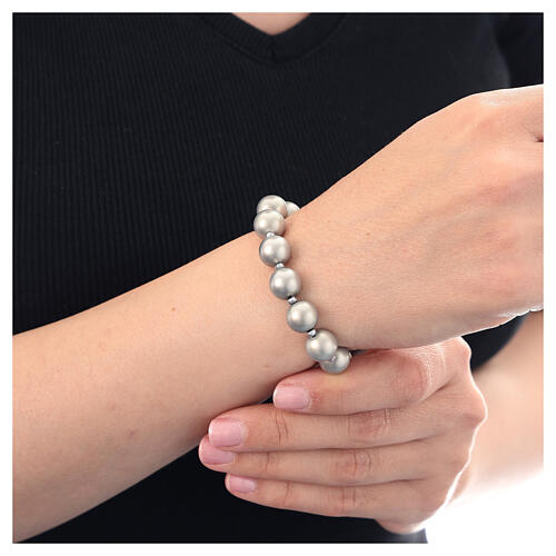Bracelet of rhodium-plated 925 silver, golden pearls and hematite beads 2