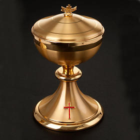 Golden chalice and ciborium with cross s5