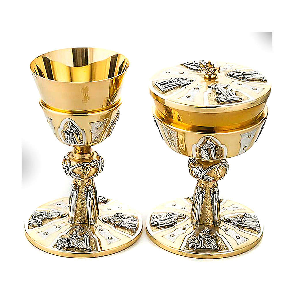 Cálice e âmbula latão cinzelado Evangelistas 4